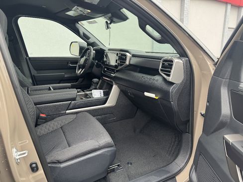 New 2026 Toyota Tundra SR5 image 11