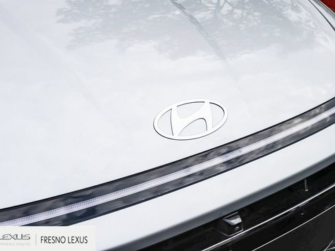 Used 2024 Hyundai Sonata Limited FWD image 11