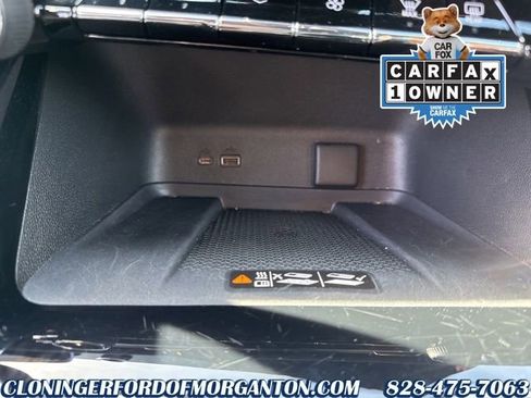 Used 2025 Chevrolet Traverse LT image 36