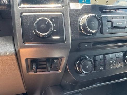 Used 2018 Ford F450 XLT w/ XLT Premium Package AWD/4WD image 25