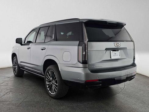 Certified 2025 Cadillac Escalade Sport Platinum w/ LPO, Floor Liner Package AWD/4WD image 5