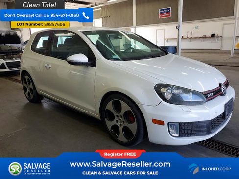 Used 2013 Volkswagen Golf 2-Door FWD image 5