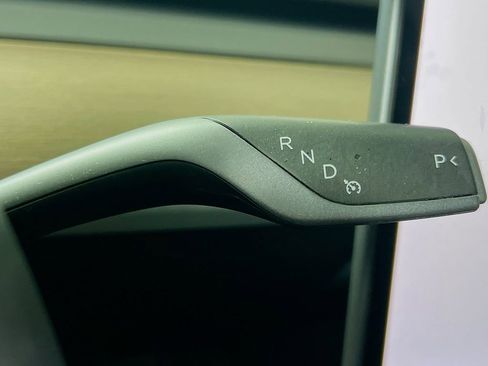 Used 2023 Tesla Model Y Long Range AWD/4WD image 17