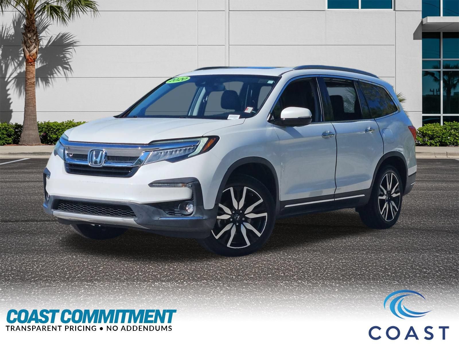 Used 2020 Honda Pilot Touring image 1
