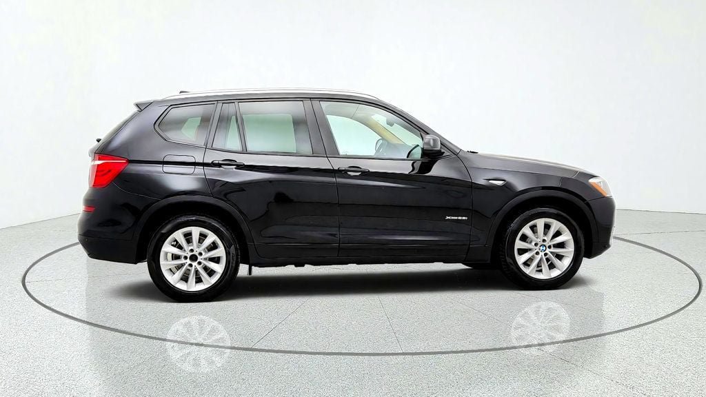 Used 2016 BMW X3 xDrive28i AWD/4WD image 4