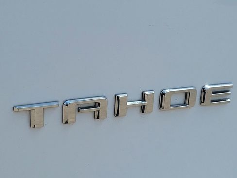 Used 2021 Chevrolet Tahoe High Country w/ Premium Package AWD/4WD image 9