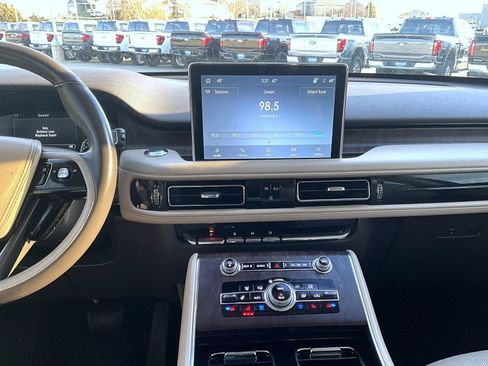 Used 2021 Lincoln Aviator Reserve w/ Equipment Group 201A image 14