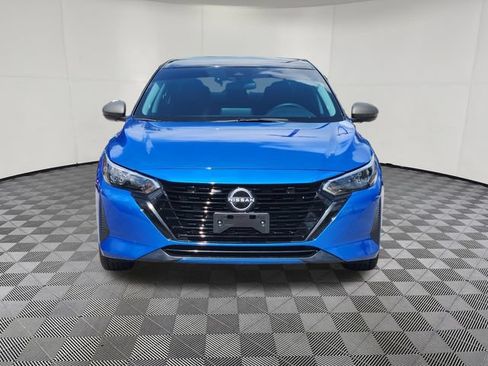 Used 2025 Nissan Sentra SV FWD image 2