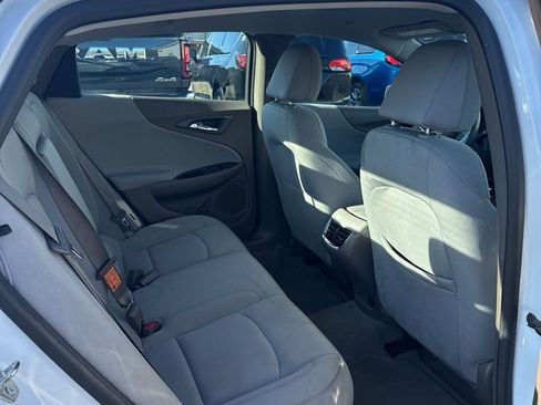 Used 2024 Chevrolet Malibu LT image 15