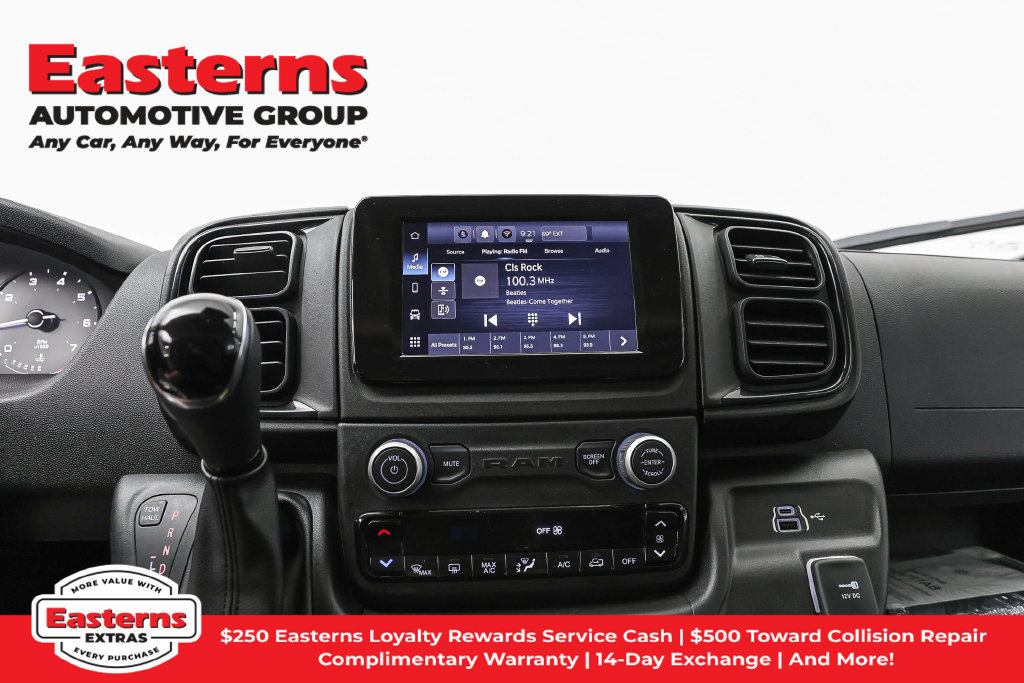 Used 2025 RAM ProMaster 2500 w/ Convenience Group FWD image 13