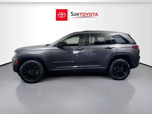 Used 2022 Jeep Grand Cherokee Limited RWD image 7
