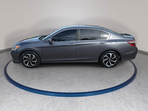 Used 2016 Honda Accord EX image 8