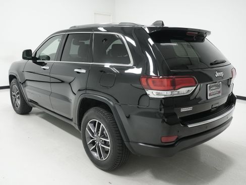 Used 2020 Jeep Grand Cherokee Limited w/ Luxury Group II image 6