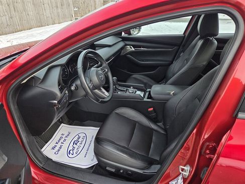 Used 2020 MAZDA MAZDA3 AWD Sedan w/ Premium Package image 10