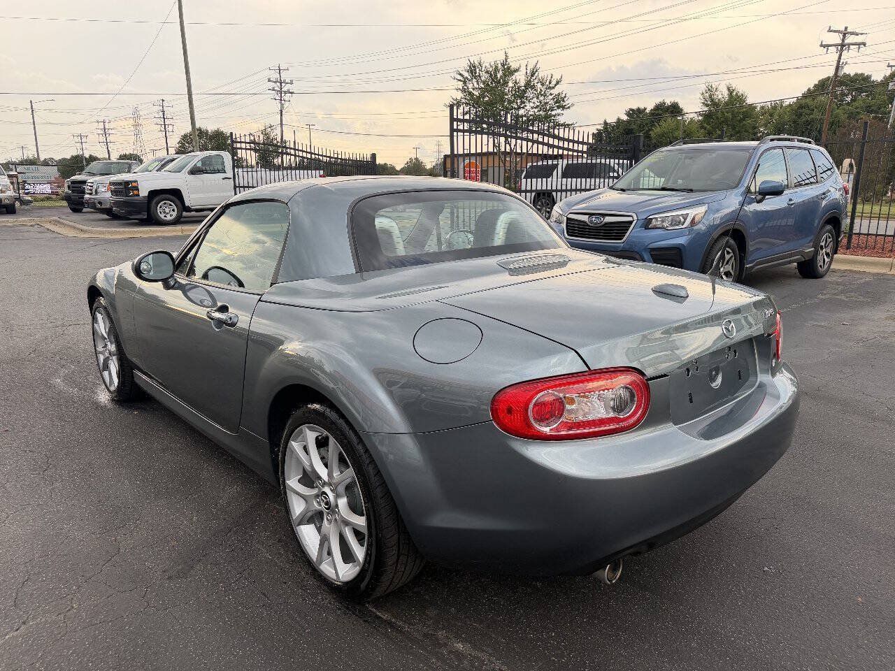 Used 2013 MAZDA MX-5 Miata Grand Touring RWD image 7