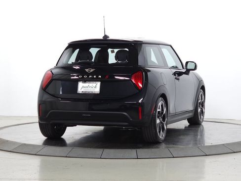 Used 2025 MINI Cooper S FWD image 11