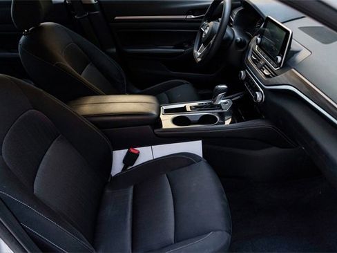 Used 2023 Nissan Altima 2.5 SV image 27