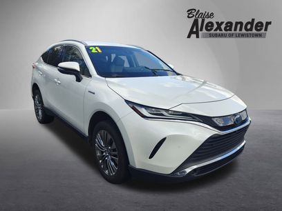 Used 2021 Toyota Venza Limited w/ Carpet Mat Package (TMS)