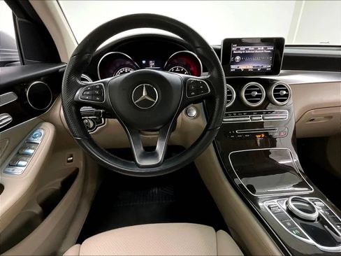 Used 2019 Mercedes-Benz GLC 300 image 19