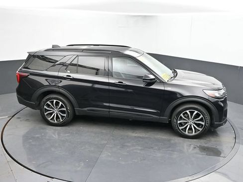 Used 2025 Ford Explorer ST-Line AWD/4WD image 39
