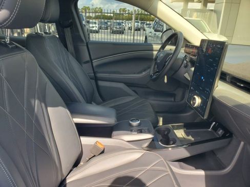 Certified 2023 Ford Mustang Mach-E California Route 1 AWD/4WD image 34
