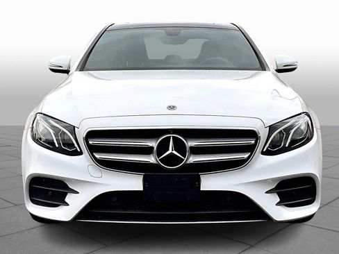 Used 2019 Mercedes-Benz E 300 image 3