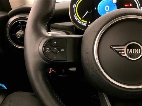 Used 2022 MINI Cooper SE image 18