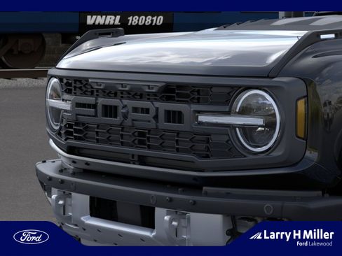 New 2026 Ford Bronco Raptor AWD/4WD image 18