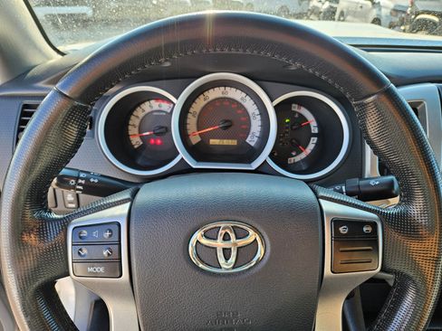 Used 2013 Toyota Tacoma 4x4 Double Cab w/ TRD Sport Pkg image 20