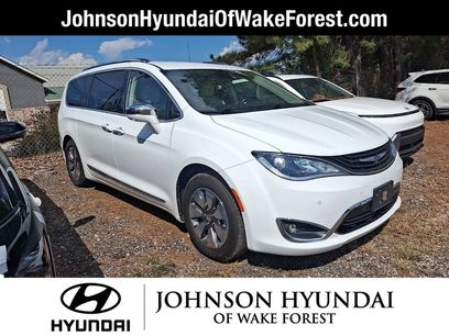 Used 2017 Chrysler Pacifica Platinum