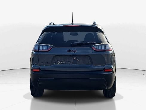 Used 2023 Jeep Cherokee Altitude Lux image 6