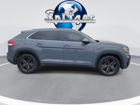 Used 2022 Volkswagen Atlas Cross Sport SEL R-Line image 9