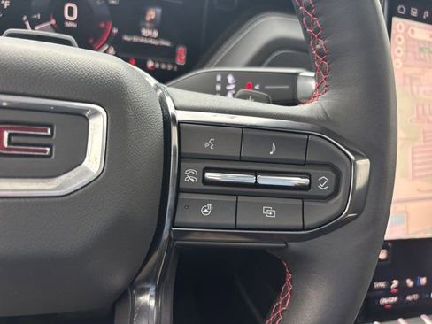 Used 2025 GMC Yukon XL AT4 Ultimate AWD/4WD image 38