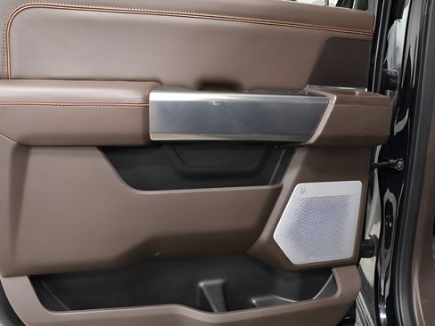 Used 2025 Ford F250 King Ranch w/ Chrome Package AWD/4WD image 27