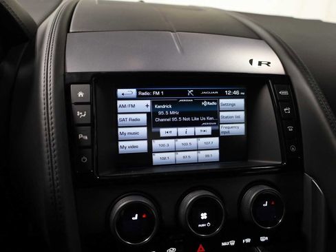 Used 2017 Jaguar F-TYPE R image 28