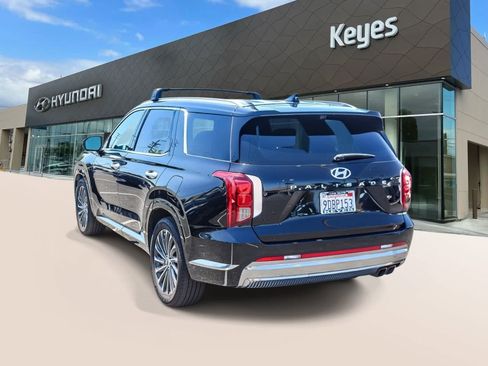 Used 2023 Hyundai Palisade Calligraphy FWD image 7