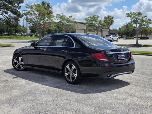 Used 2018 Mercedes-Benz E 300 w/ Premium 1 Package image 4