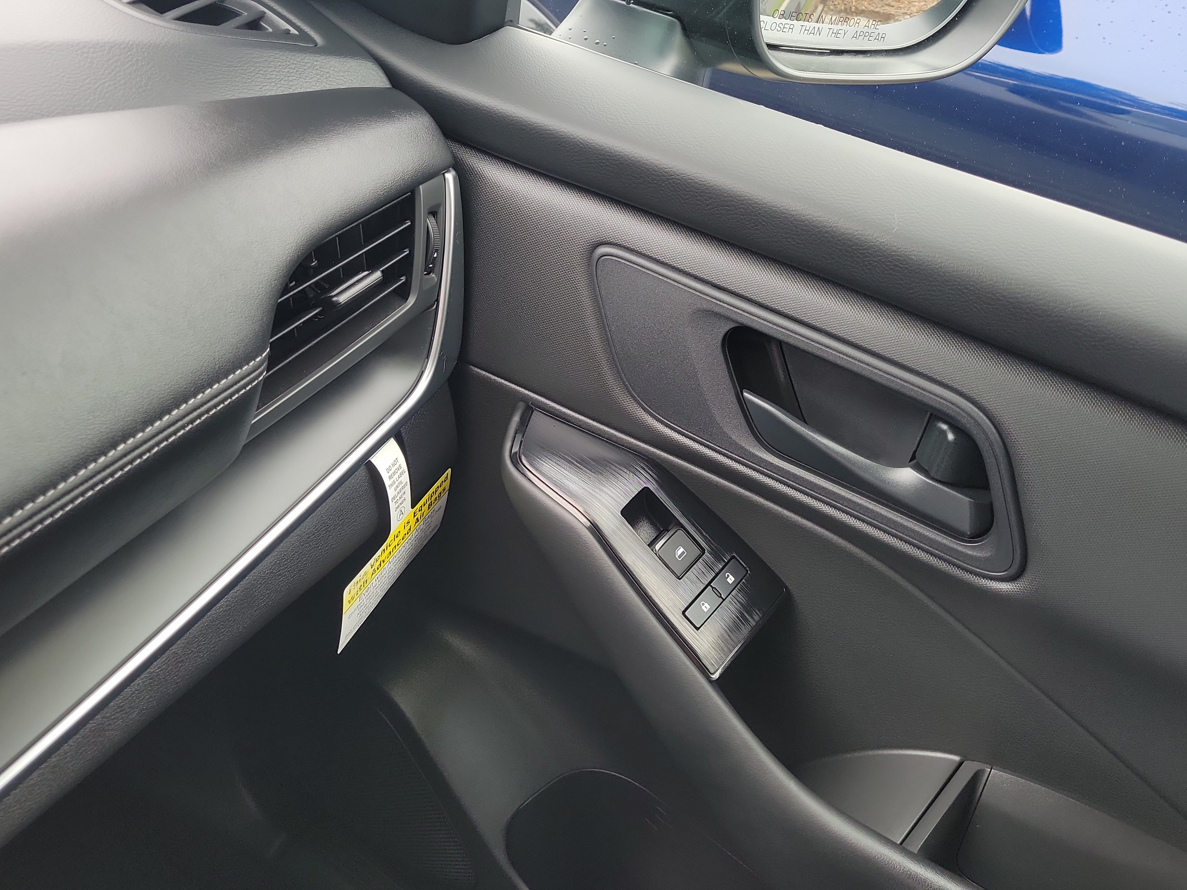 Certified 2025 Nissan Rogue S FWD image 27