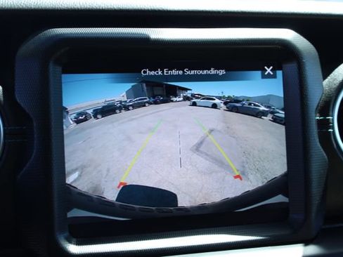 Used 2022 Jeep Wrangler Unlimited Rubicon 4xe w/ Steel Bumper Group AWD/4WD image 23