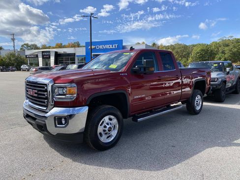 Used 2018 GMC Sierra 2500 SLE w/ HD SLE Preferred Plus Package image 1