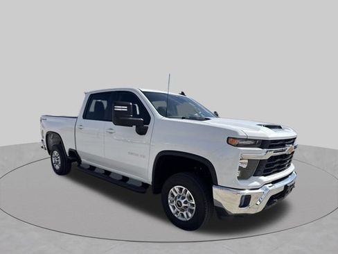 Used 2025 Chevrolet Silverado 2500 LT AWD/4WD image 5