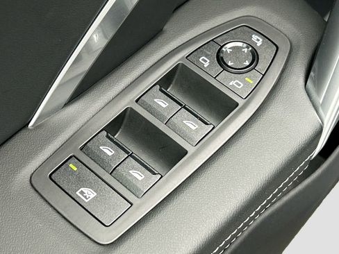 Certified 2025 BMW X1 xDrive28i w/ Premium Package image 21