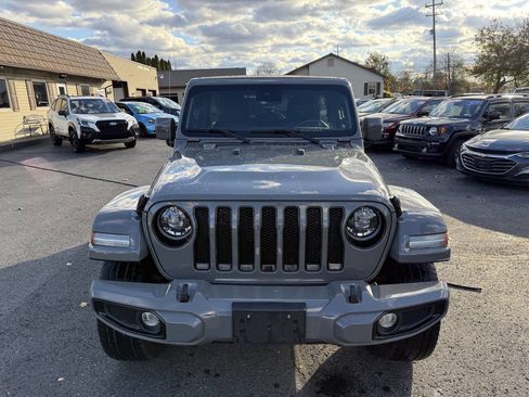 Used 2023 Jeep Wrangler Unlimited Sahara image 8