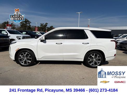 Used 2021 Hyundai Palisade Limited w/ Cargo Package image 2