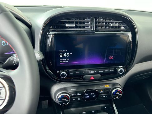 Certified 2025 Kia Soul GT-Line w/ GT-Line Technology Package FWD image 24