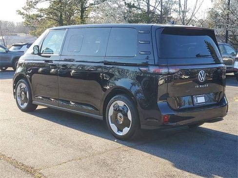 New 2025 Volkswagen ID. Buzz Pro S image 6