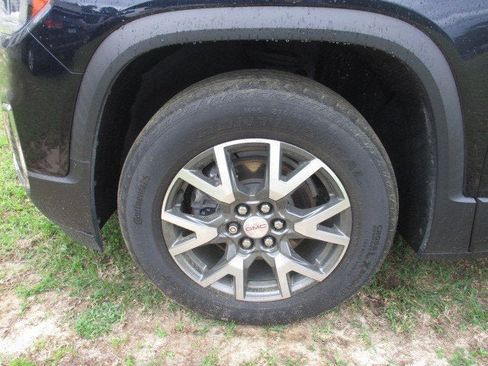Used 2021 GMC Acadia SLE image 36