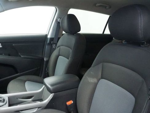 Used 2016 Kia Sportage LX image 24