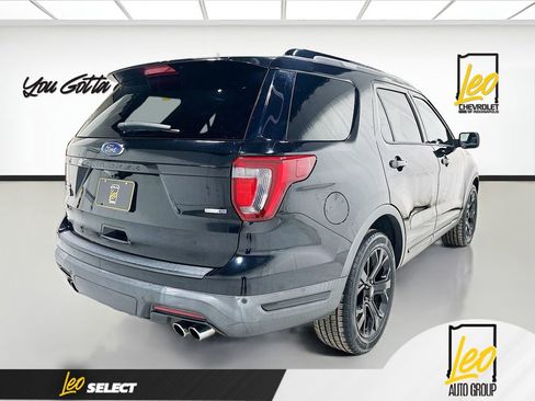Used 2019 Ford Explorer Sport image 5
