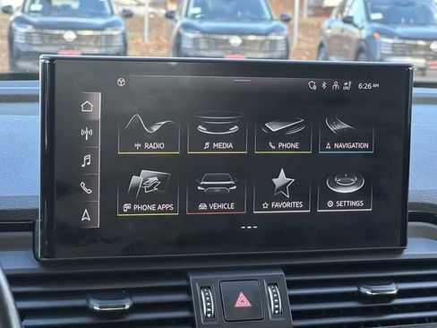 Used 2022 Audi Q5 2.0T Premium w/ Convenience Package image 22